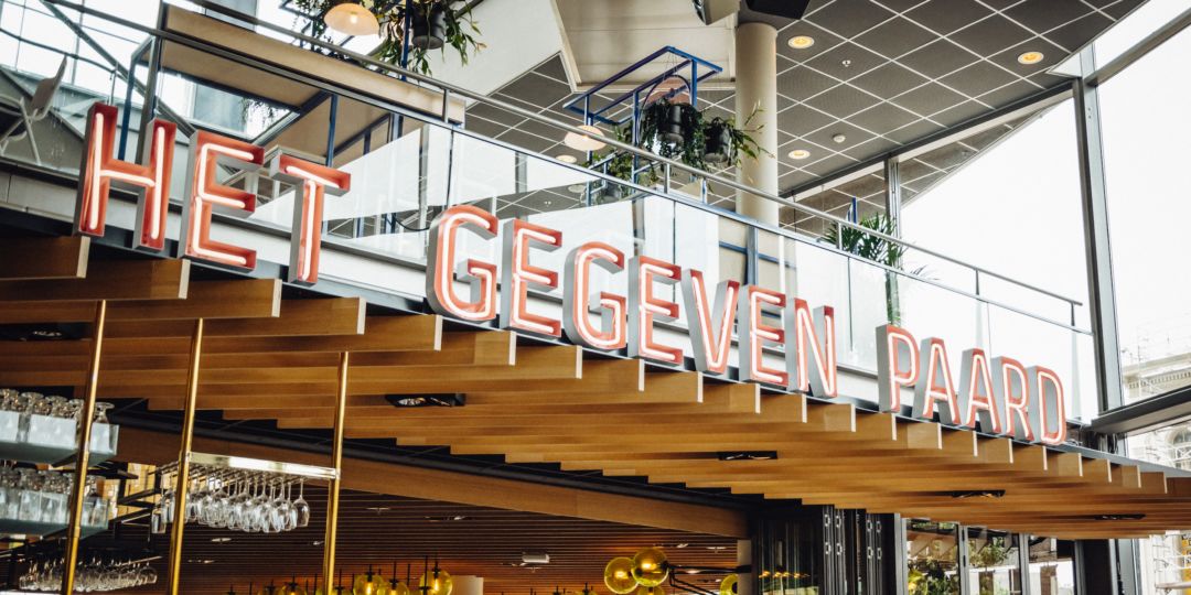 Reserveren Café Het Gegeven Paard